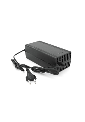 Зарядний пристрій для акумуляторів Li-ion 48V(54,6V),13S,5A,штекер 5.5*2.5,з індикацією,BOX