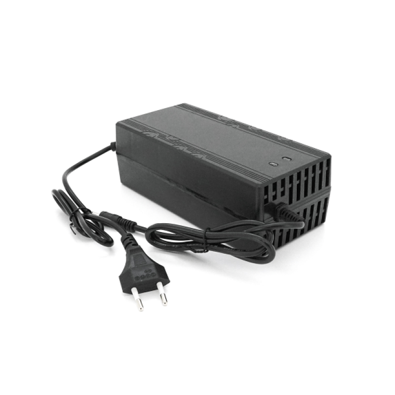 Зарядний пристрій для акумуляторів Li-ion 48V(54,6V),13S,5A,штекер 5.5*2.5,з індикацією,BOX