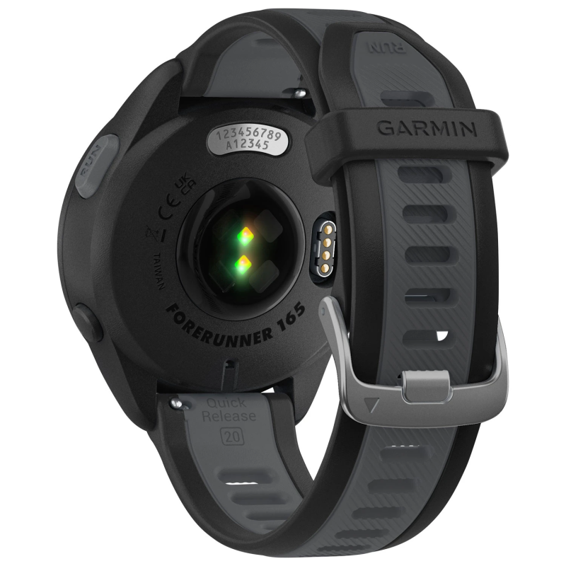 Смарт-годинник Garmin Forerunner 165 Music з чорним силіконовим ремінцем