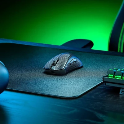 Мишка RAZER DeathAdder V3 PRO Wireless Black (RZ01-04630100-R3G1) Мишка RAZER DeathAdder V3 PRO Wireless Black (RZ01-04630100-R3G1)