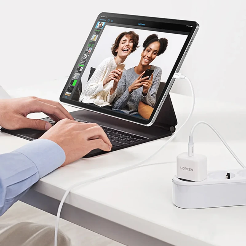 Мережевий ЗП UGREEN CD241 20W USB-C QC4.0+/PD3.0 White (10220)