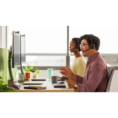 Навушники Logitech H570e Corded Mono USB Teams version Black (981-001426) Навушники Logitech H570e Corded Mono USB Teams version Black (981-001426)