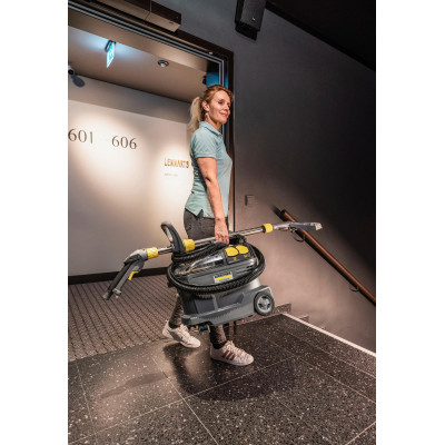 Пилосос Karcher Puzzi 8/1 Adv (1.100-241.0) Пилосос Karcher Puzzi 8/1 Adv (1.100-241.0)