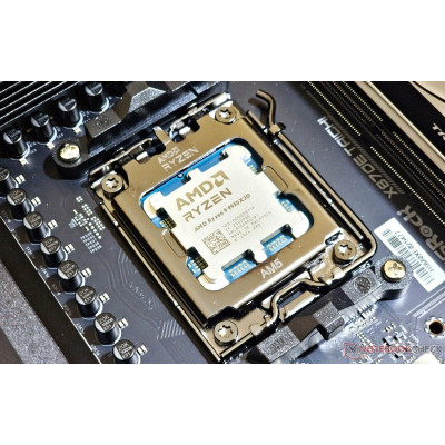 ПроцесорAMD Ryzen 9 9950X3D (4.3GHz 128MB 170W AM5) Tray (100-000000719) ПроцесорAMD Ryzen 9 9950X3D (4.3GHz 128MB 170W AM5) Tray (100-000000719)