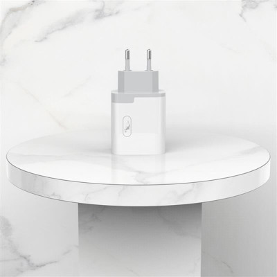 Зарядний пристрій SkyDolphin SC17 PD+QC3.0 (USB TYPE-Cx3A + USB TYPE-Ax3A) White (MZP-000110)