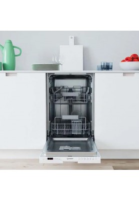 Вбудована посудомийна машина Indesit DSIC 3M19