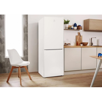 Холодильник Indesit LI7SN1EW Холодильник Indesit LI7SN1EW