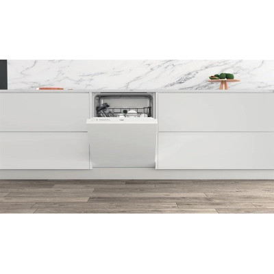 Вбудована посудомийна машина Whirlpool WI 3010