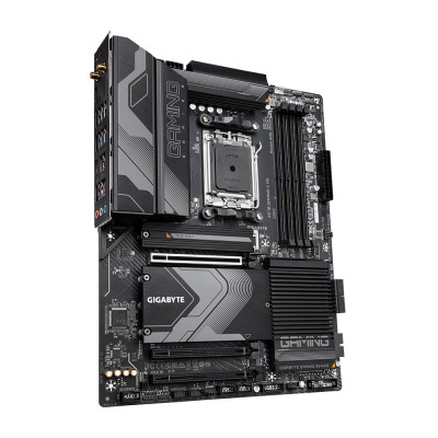 Материнська плата Gigabyte X670 Gaming X AX Socket AM5