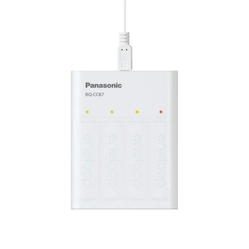 Зарядний пристрій Panasonic USB in/out з функцією Power Bank+4AA 2000 mAh