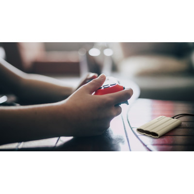 Накопичувач зовнішній SSD 2.5` USB 2.0TB Samsung T7 Shield Beige (MU-PE2T0K/EU) Накопичувач зовнішній SSD 2.5` USB 2.0TB Samsung T7 Shield Beige (MU-PE2T0K/EU)