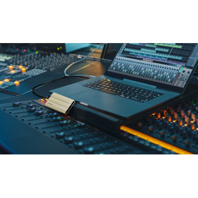 Накопичувач зовнішній SSD 2.5` USB 2.0TB Samsung T7 Shield Beige (MU-PE2T0K/EU) Накопичувач зовнішній SSD 2.5` USB 2.0TB Samsung T7 Shield Beige (MU-PE2T0K/EU)