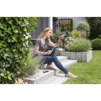 Сапка ручна Gardena Combisystem, 6,5 см, 3 зубця (08915-20.000.00) Сапка ручна Gardena Combisystem, 6,5 см, 3 зубця (08915-20.000.00)