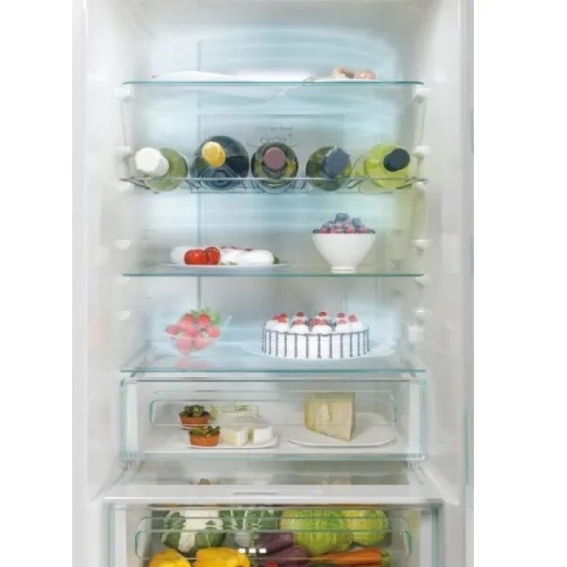 Вбудований холодильник Candy CBT5518EW