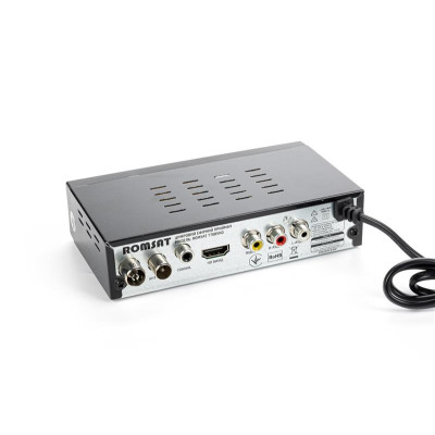 Тюнер DVB-T2 Romsat T7085HD