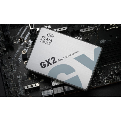 Накопичувач SSD 256GB Team GX2 2.5" SATAIII TLC (T253X2256G0C101) Накопичувач SSD 256GB Team GX2 2.5" SATAIII TLC (T253X2256G0C101)
