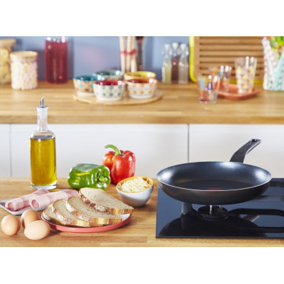 Сковорода Tefal Simply Clean 24 см (B5670453) Сковорода Tefal Simply Clean 24 см (B5670453)