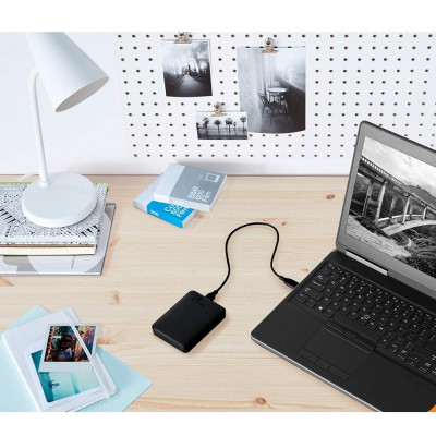 Зовнішній жорсткий диск 2.5" USB 5.0TB WD Elements Portable Black (WDBU6Y0050BBK-WESN)