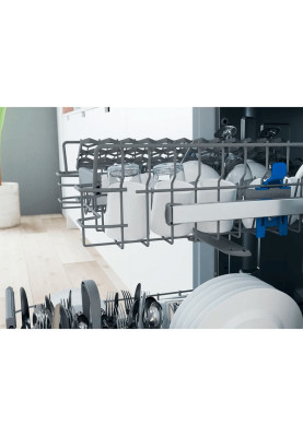 Вбудована посудомийна машина Indesit DSIC3M19