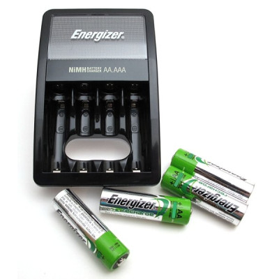 Зарядний пристрій Energizer Maxi Charger (NH15-2000) AA/AAA 2000mAh BL 4шт