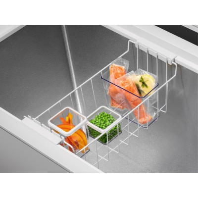 Морозильний ларь Electrolux LCB3LF20W0