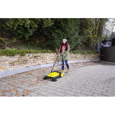 Підмітальна машина Karcher S 4 Twin (1.766-365.0) Підмітальна машина Karcher S 4 Twin (1.766-365.0)
