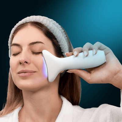 Щітка для фототерапії обличчя Cecotec FaceCare Face&Neck Pro (A01_EU01_116294) Щітка для фототерапії обличчя Cecotec FaceCare Face&Neck Pro (A01_EU01_116294)