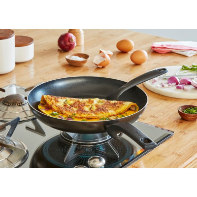 Сковорода Tefal Easy Cook & Clean 28 см (B5540602) Сковорода Tefal Easy Cook & Clean 28 см (B5540602)