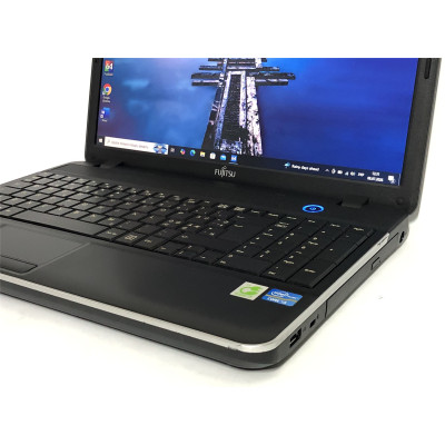 Ноутбук Fujitsu Lifebook A512 / 15.6" (1366х768) / i3-3110M / 8GB / 320GB HDD / Win10Pro - Б/в Ноутбук Fujitsu Lifebook A512 / 15.6" (1366х768) / i3-3110M / 8GB / 320GB HDD / Win10Pro - Б/в