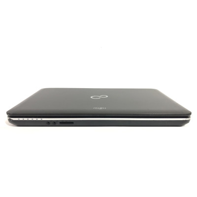 Ноутбук Fujitsu Lifebook A512 / 15.6" (1366х768) / i3-3110M / 8GB / 320GB HDD / Win10Pro - Б/в Ноутбук Fujitsu Lifebook A512 / 15.6" (1366х768) / i3-3110M / 8GB / 320GB HDD / Win10Pro - Б/в