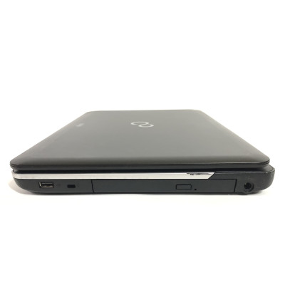 Ноутбук Fujitsu Lifebook A512 / 15.6" (1366х768) / i3-3110M / 8GB / 320GB HDD / Win10Pro - Б/в Ноутбук Fujitsu Lifebook A512 / 15.6" (1366х768) / i3-3110M / 8GB / 320GB HDD / Win10Pro - Б/в