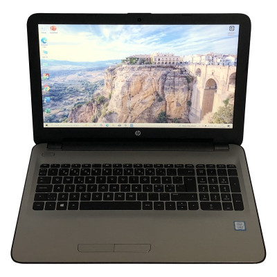 Ноутбук HP 15-ay182no / 15.6" FullHD / i3-7100U / 6GB / 128GB SSD / Win10 - Б/в Ноутбук HP 15-ay182no / 15.6" FullHD / i3-7100U / 6GB / 128GB SSD / Win10 - Б/в