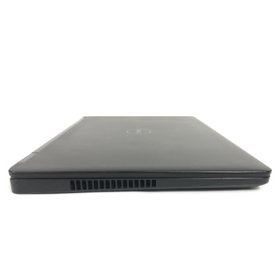 Ноутбук Dell Latitude E5570 / 15.6" (1366x768) / i3-6100U / 8GB / 128GB SSD / Win10Pro - Б/в Ноутбук Dell Latitude E5570 / 15.6" (1366x768) / i3-6100U / 8GB / 128GB SSD / Win10Pro - Б/в