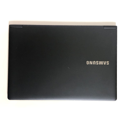Ноутбук Samsung NP940X3G / 13.3" (3200x1800) IPS Touch / i5-4200U / 4GB / 128GB SSD / Win10Pro / Backlight - Б/в