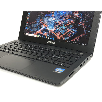 Ноутбук Asus X200CA / 11.6" (1366x768) / i3-3217U / 4GB / 128GB SSD / Win10Pro - Б/в