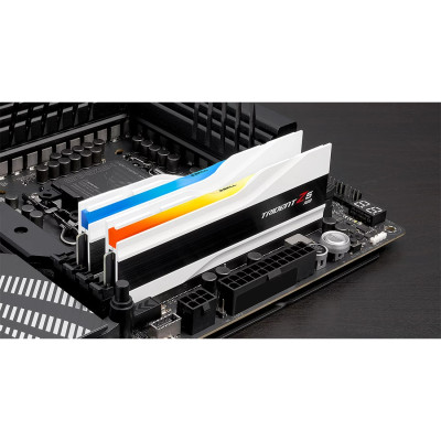 Модуль пам`ятi DDR5 2x16GB/7200 G.Skill Trident Z5 RGB White (F5-7200J3445G16GX2-TZ5RW) Модуль пам`ятi DDR5 2x16GB/7200 G.Skill Trident Z5 RGB White (F5-7200J3445G16GX2-TZ5RW)