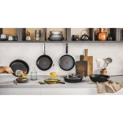 Сотейник з кришкою Tefal Excellence+ 24 см (G3308802) Сотейник з кришкою Tefal Excellence+ 24 см (G3308802)