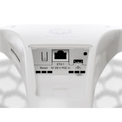 Точка доступа Mikrotik LHG XL 5 ax (LHG-5axD-XL) Точка доступа Mikrotik LHG XL 5 ax (LHG-5axD-XL)