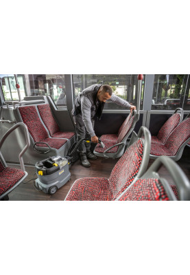Пилосос Karcher Puzzi 8/1 (1.100-240.0)