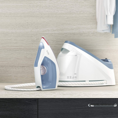 Праска AEG Delicate 7000 Denim Blue (ST7-1-2DB) Праска AEG Delicate 7000 Denim Blue (ST7-1-2DB)