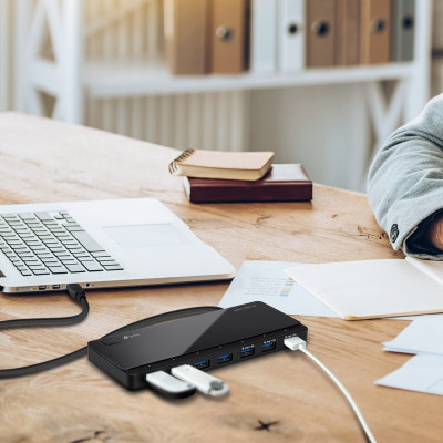 Концентратор USB3.0 TP-Link UH700 Black 7хUSB3.0 Концентратор USB3.0 TP-Link UH700 Black 7хUSB3.0