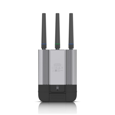 Бездротовий маршрутизатор Ubiquiti Mobile Router Industrial (UMR-industrial) Бездротовий маршрутизатор Ubiquiti Mobile Router Industrial (UMR-industrial)