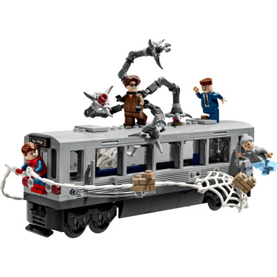 LEGO Конструктор Super Heroes Людина-Павук проти Дока Ока: Сцена в метро