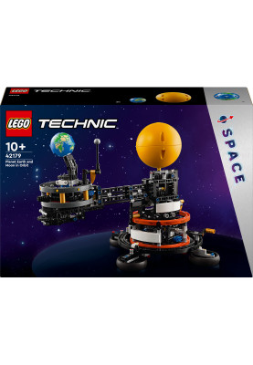LEGO Конструктор Technic Земля та Місяць на орбіті