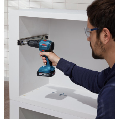 Bosch Акумуляторний ударний дриль-шуруповерт GSB 185-LI, 2 аккумулятори 2.0 Ah, ЗП GAL 18V-20, кейс