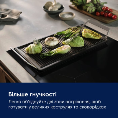 Electrolux Варильна поверхня індукційна, 80см, розширена зона, Hob2Hood, чорний матовий Electrolux Варильна поверхня індукційна, 80см, розширена зона, Hob2Hood, чорний матовий