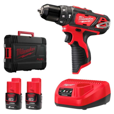 Milwaukee Шурупокрут-дриль акумуляторний Milwaukee M12 BPD-202C 12В 2х2А·рік 30Нм 0-1500об/хв ЗП C12 C кейс 1.2кг