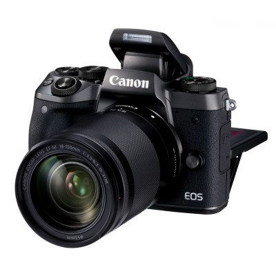 Canon EOS M5 18-150 IS STM Kit Black