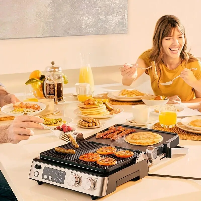 Braun Гриль прижимний MultiGrill 7 CG 2000Вт, темп. режимів-3, з`ємні пластини, метал