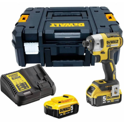 DeWALT Шурупокрут ударний акумуляторний  XR Li-Ion 18В акб 2х5А·год 205Нм 3250об/хв 3800уд/хв кейс, ЗП 1.3кг